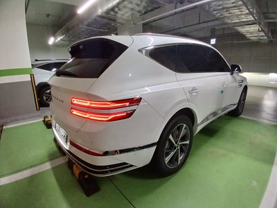 GENESIS GV80 - 3