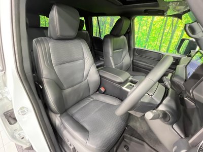 TOYOTA LAND CRUISER 250 - 8