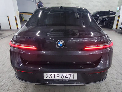 BMW 7 SERIES - 7