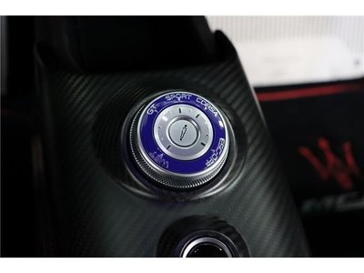 2022 Maserati MC20 thumbnail 24