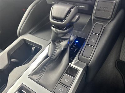 2025 Toyota LAND CRUISER 250 — миниатюра 17