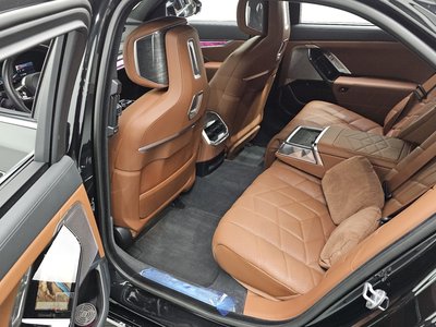 صورة مصغرة 11 لـ 2024 BMW 7 SERIES