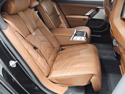 صورة مصغرة 17 لـ 2024 BMW 7 SERIES