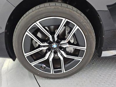 2024 BMW 7 SERIES photo 6
