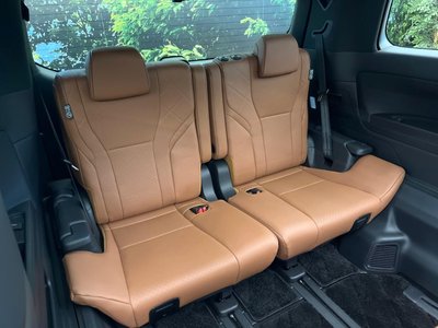 صورة 10 لـ 2024 Toyota VELLFIRE