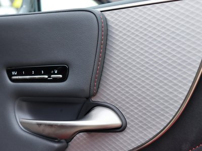 صورة مصغرة 18 لـ 2021 Lexus LS