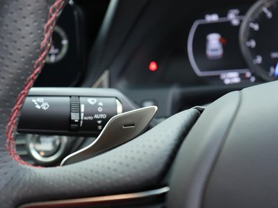 صورة مصغرة 31 لـ 2021 Lexus LS