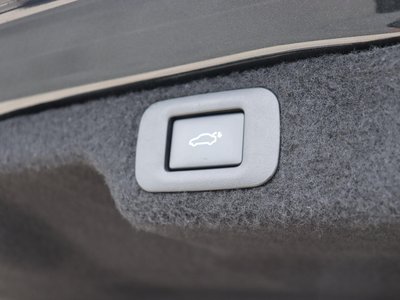 صورة مصغرة 71 لـ 2021 Lexus LS