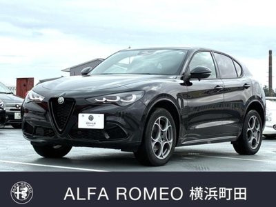 2025 ALFA Romeo STELVIO 照片 1