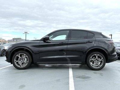 2025 ALFA Romeo STELVIO 照片 2