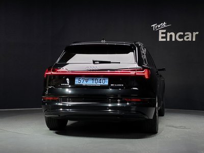 2023 AUDI E-TRON — фото 3