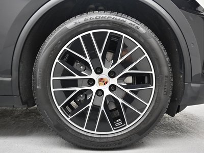 PORSCHE MACAN - 6