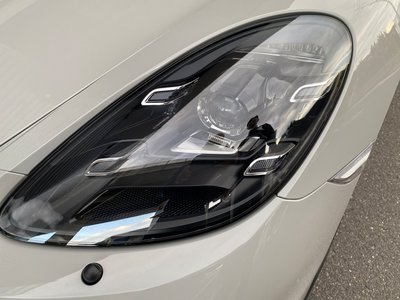 PORSCHE 718 CAYMAN - 4