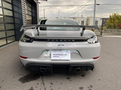 PORSCHE 718 CAYMAN - 8