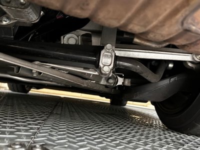 PORSCHE CAYMAN GT4 - 10