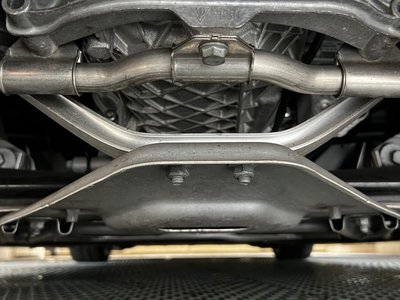 PORSCHE CAYMAN GT4 - 9