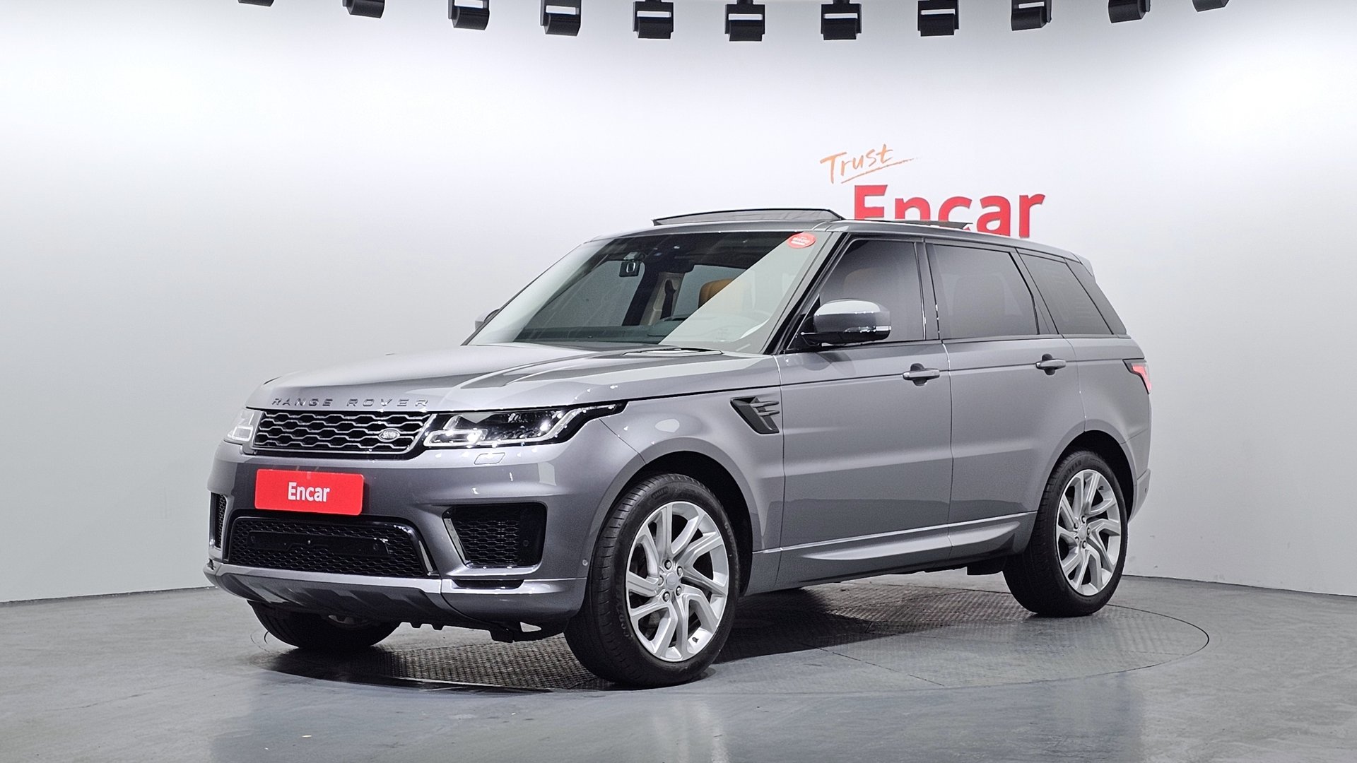 LAND ROVER RANGE ROVER SPORT - View 1