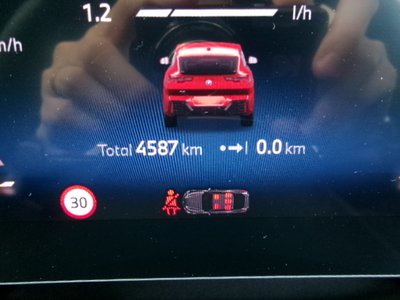 صورة مصغرة 24 لـ 2025 BMW X2