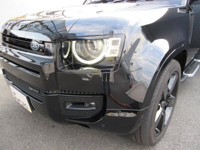 LAND ROVER DEFENDER - 5