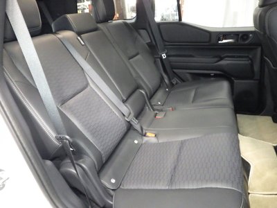 2024 Toyota LAND CRUISER 250 — миниатюра 31