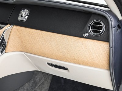 صورة 27 لـ 2019 ROLLS-ROYCE CULLINAN