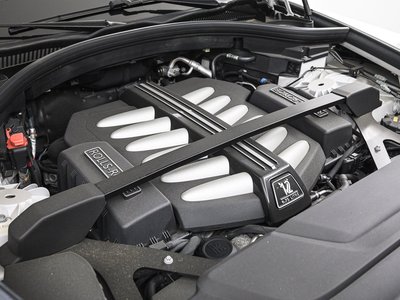 ROLLS-ROYCE CULLINAN - 9