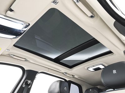 صورة 40 لـ 2019 ROLLS-ROYCE CULLINAN