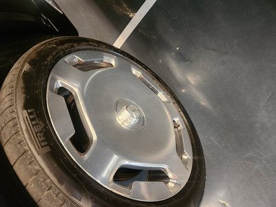 MERCEDES-BENZ GLS - 6