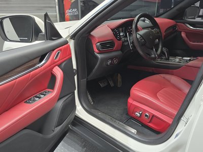 صورة 10 لـ 2022 Maserati LEVANTE