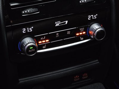 2024 BMW 6 SERIES GT — миниатюра 32