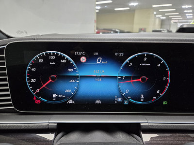 MERCEDES-BENZ GLE - 10