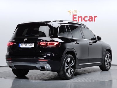 MERCEDES-BENZ GLB - 4