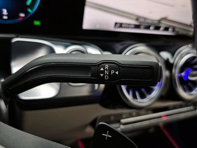 MERCEDES-BENZ GLB - 9