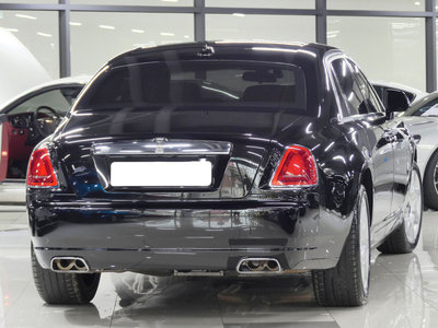ROLLS-ROYCE GHOST - 2