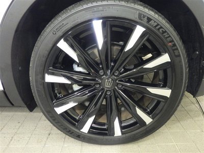 TOYOTA CROWN CROSSOVER - 8