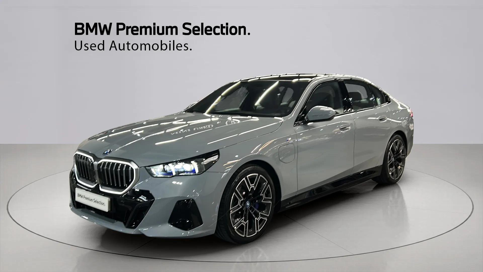 BMW 5 SERIES - View 1