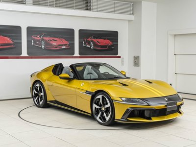 FERRARI 12CILINDRI - 4