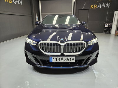 BMW 5 SERIES - 2