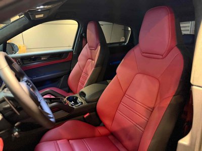 صورة 7 لـ 2026 Porsche CAYENNE