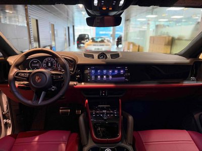 صورة 6 لـ 2026 Porsche CAYENNE
