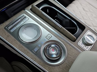صورة مصغرة 12 لـ 2021 Genesis GV80