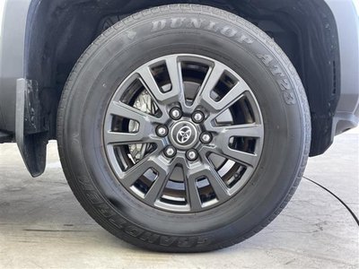 صورة مصغرة 39 لـ 2024 Toyota LAND CRUISER 250
