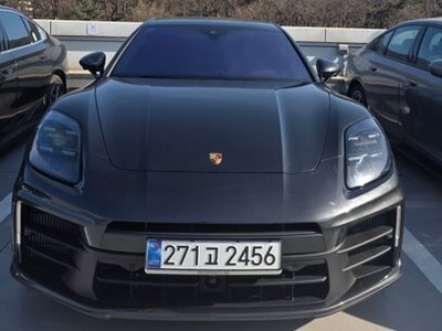 PORSCHE PANAMERA - 1