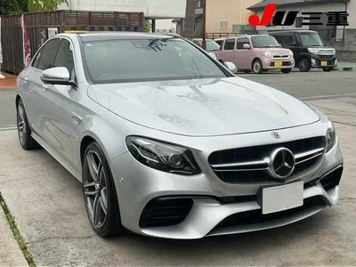 MERCEDES-BENZ E-CLASS - 1