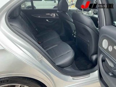 MERCEDES-BENZ E-CLASS - 5