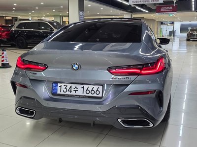 BMW 8 SERIES - 3