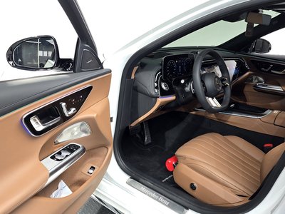 صورة 10 لـ 2025 Mercedes-BENZ E-CLASS