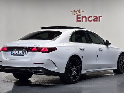 صورة 4 لـ 2025 Mercedes-BENZ E-CLASS