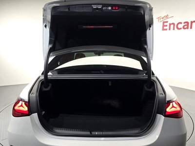 صورة مصغرة 19 لـ 2025 Mercedes-BENZ E-CLASS