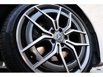 MERCEDES-BENZ E-CLASS - 9